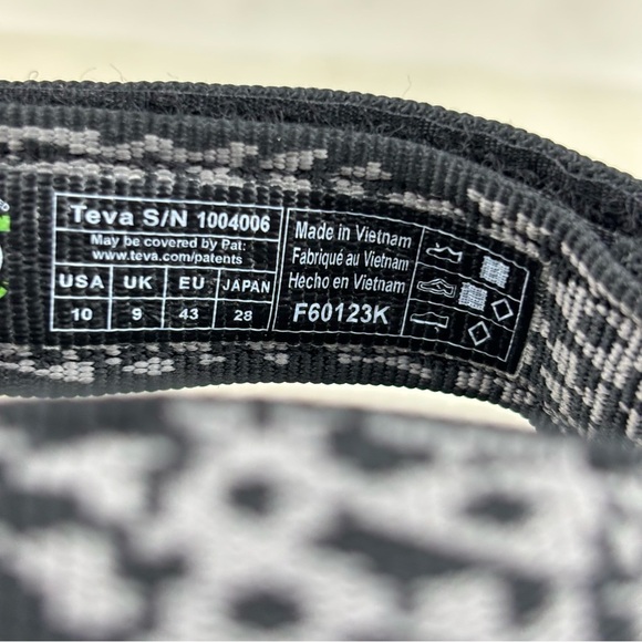 Teva Black and Gray Outdoor Sandals with Adjustable Straps - Picture 8 of 8